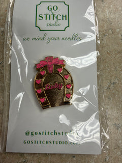 NM-48 Lucky Heart Horseshoe- Pink