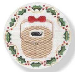 MBM-XO05 Nantucket Basket with Holly Border