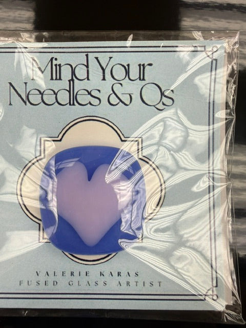 Needle minder- Heart Mind Your Needles & Q's- Pink