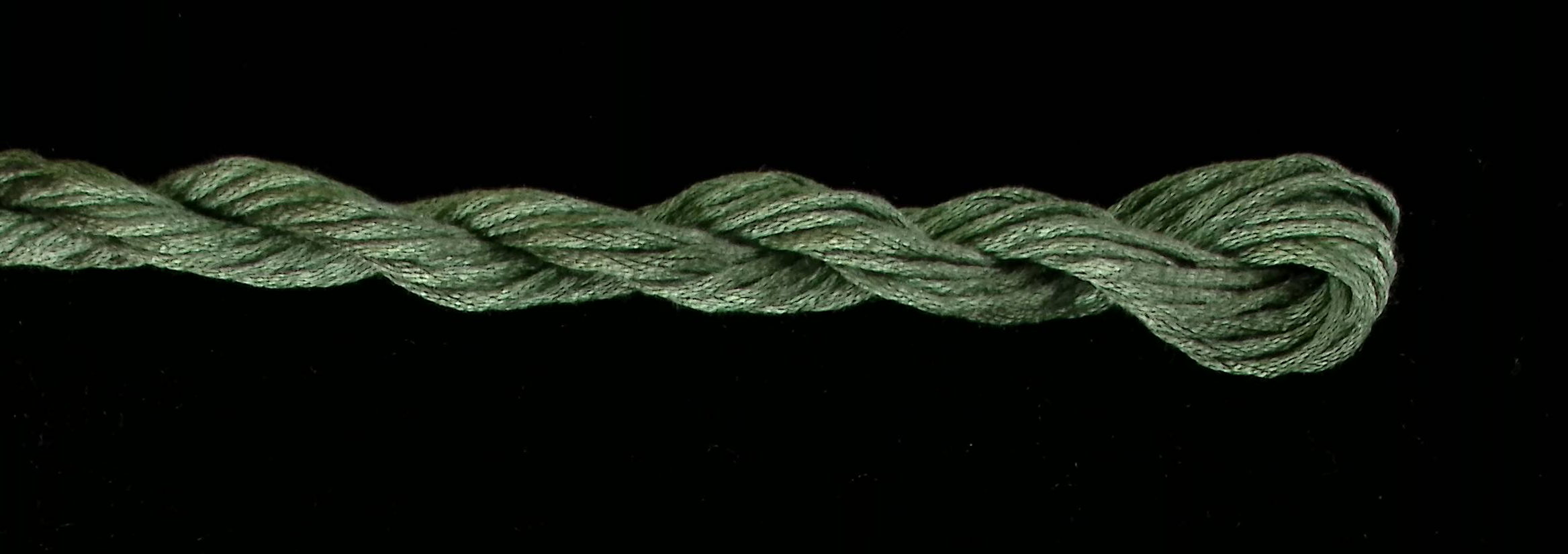 5000 Sage Green Soie Cristale