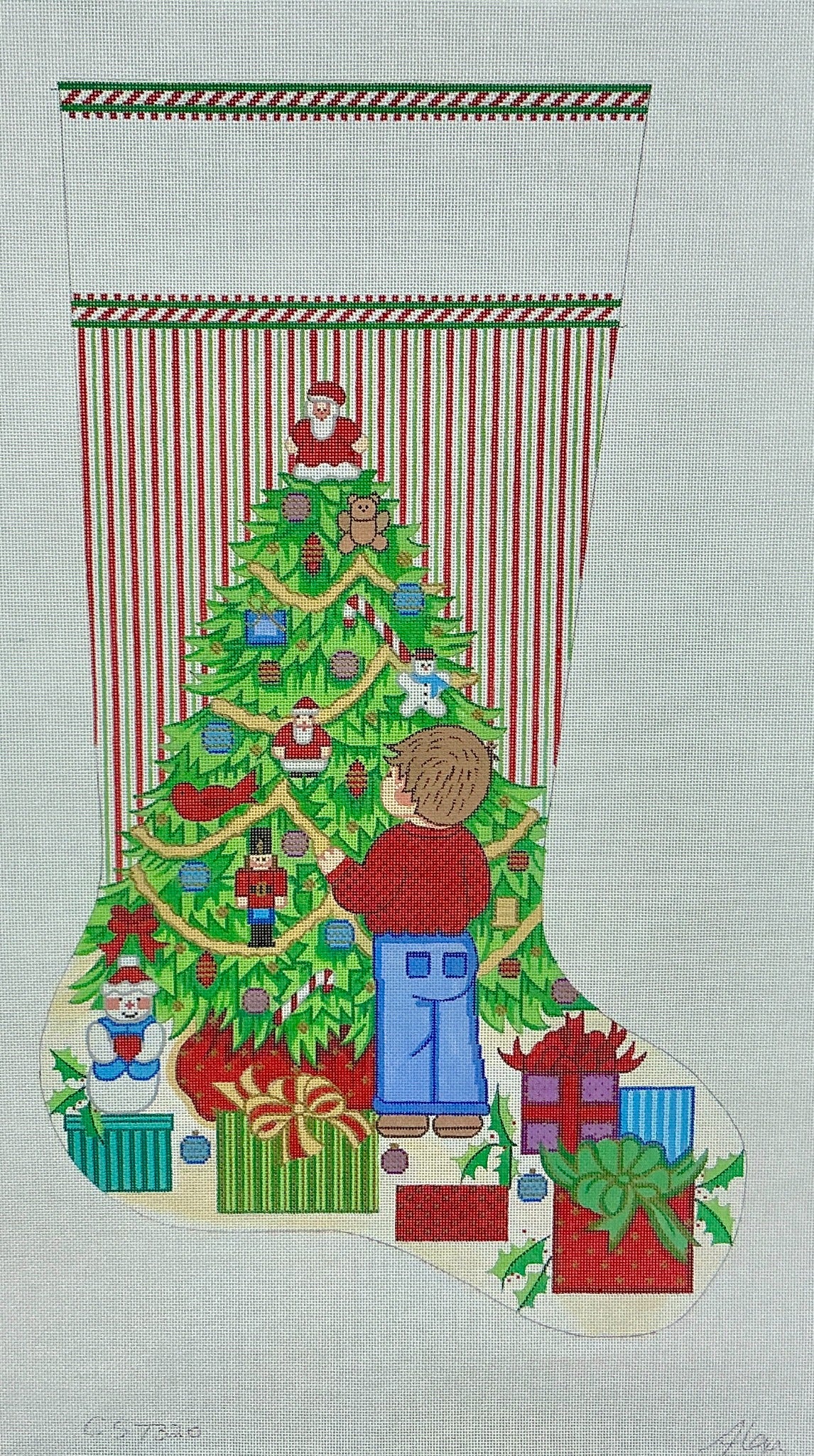 CS7320 Boy Decorating Tree Stocking