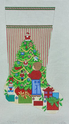 CS7320 Boy Decorating Tree Stocking