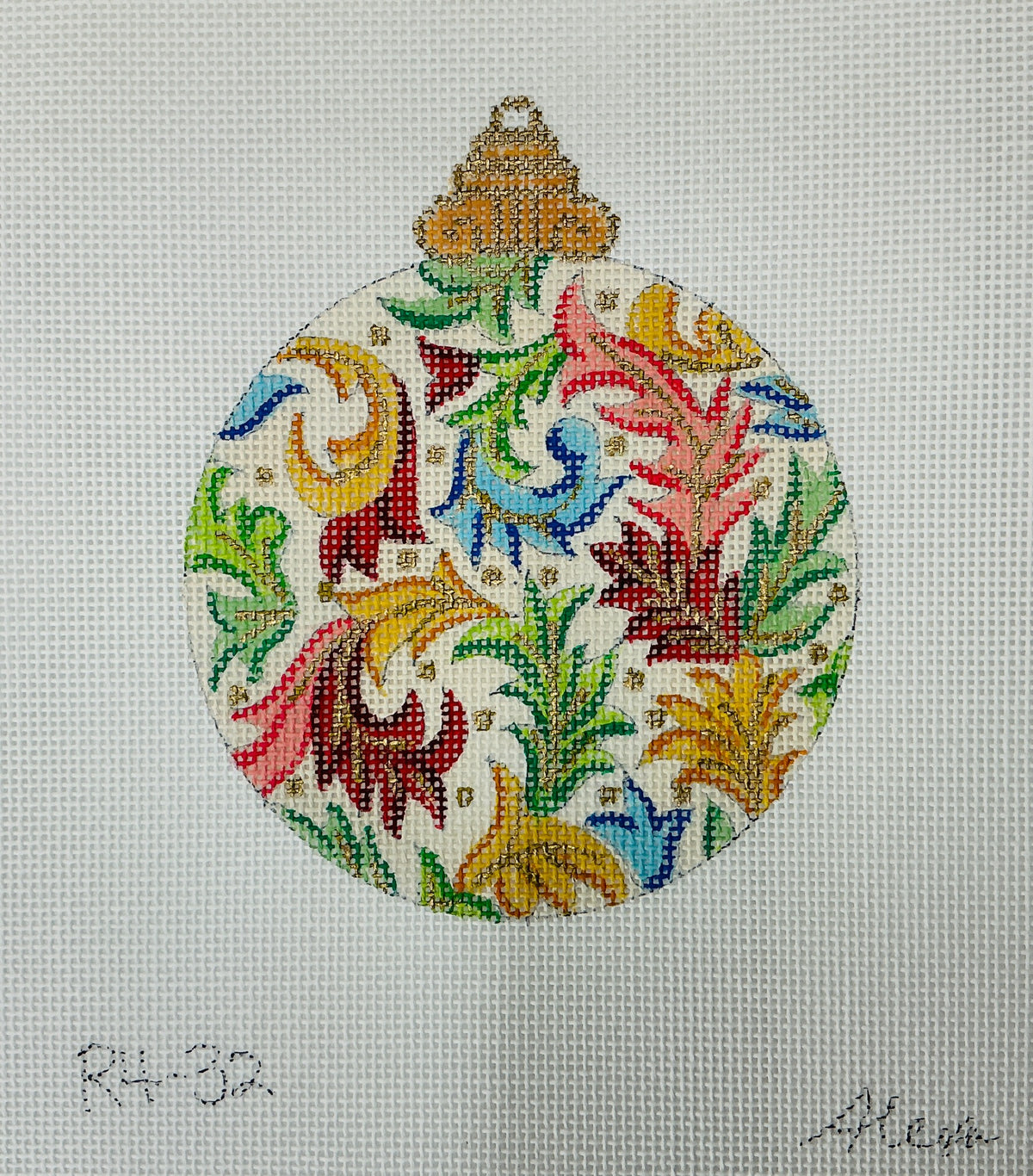R4-32 Multicolor Floral Round Ornament