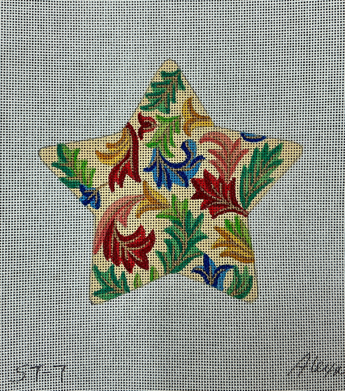 ST-07 Red and Green Floral Star Ornament