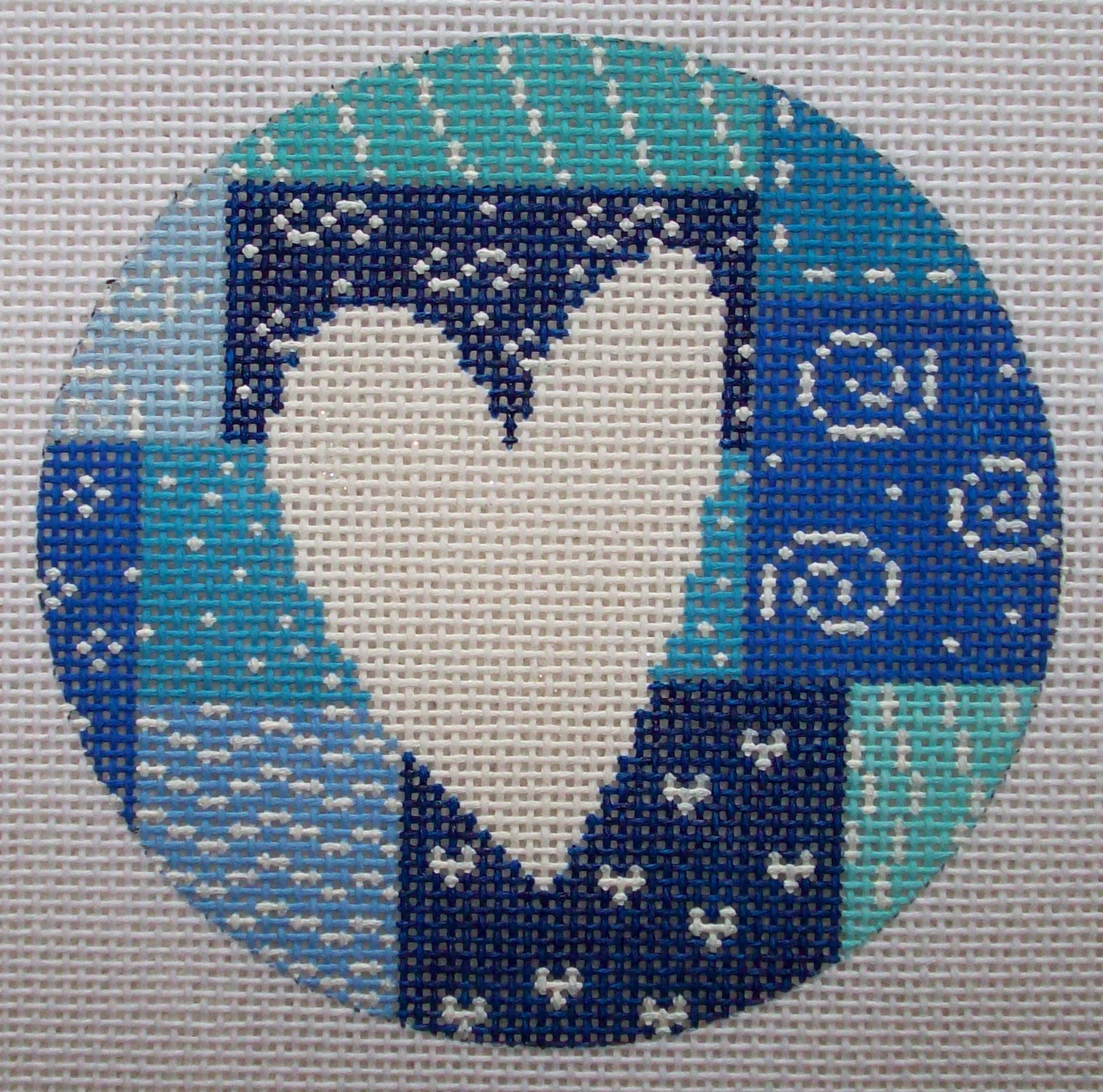 SA-XO48 White Heart on Blue Patchwork