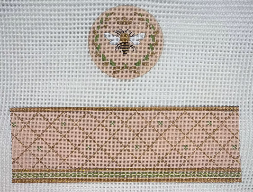 FS-R-17 Queen Bee Beige Round Hinged Box