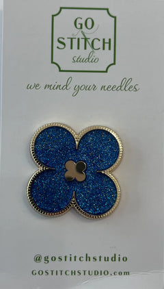 GGS-NM-006 - Lapis Lazuli Glitter Clover Needleminder