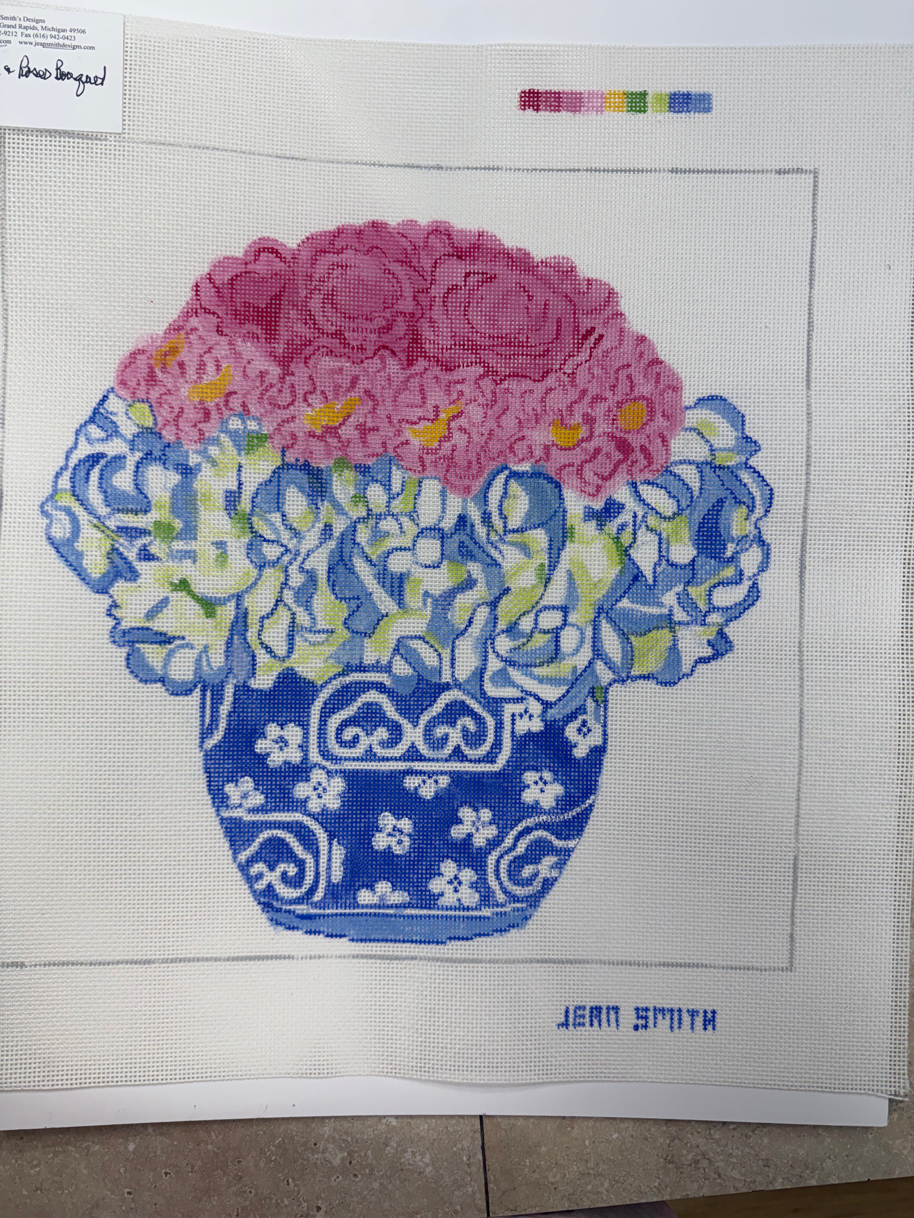 js164 B Hydrangea & Roses Bouquet