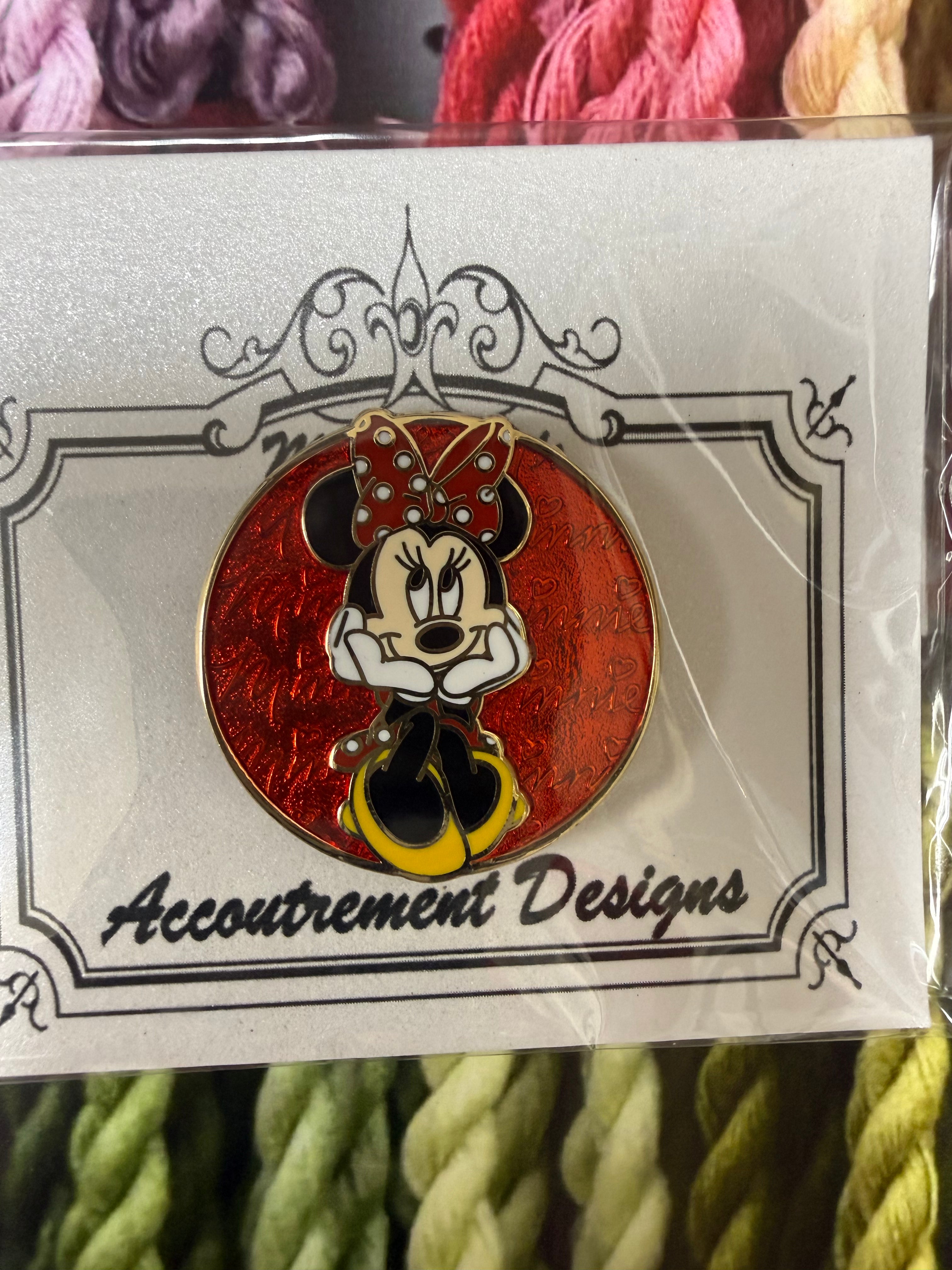 Minnie Mouse Needleminder Accoutrements