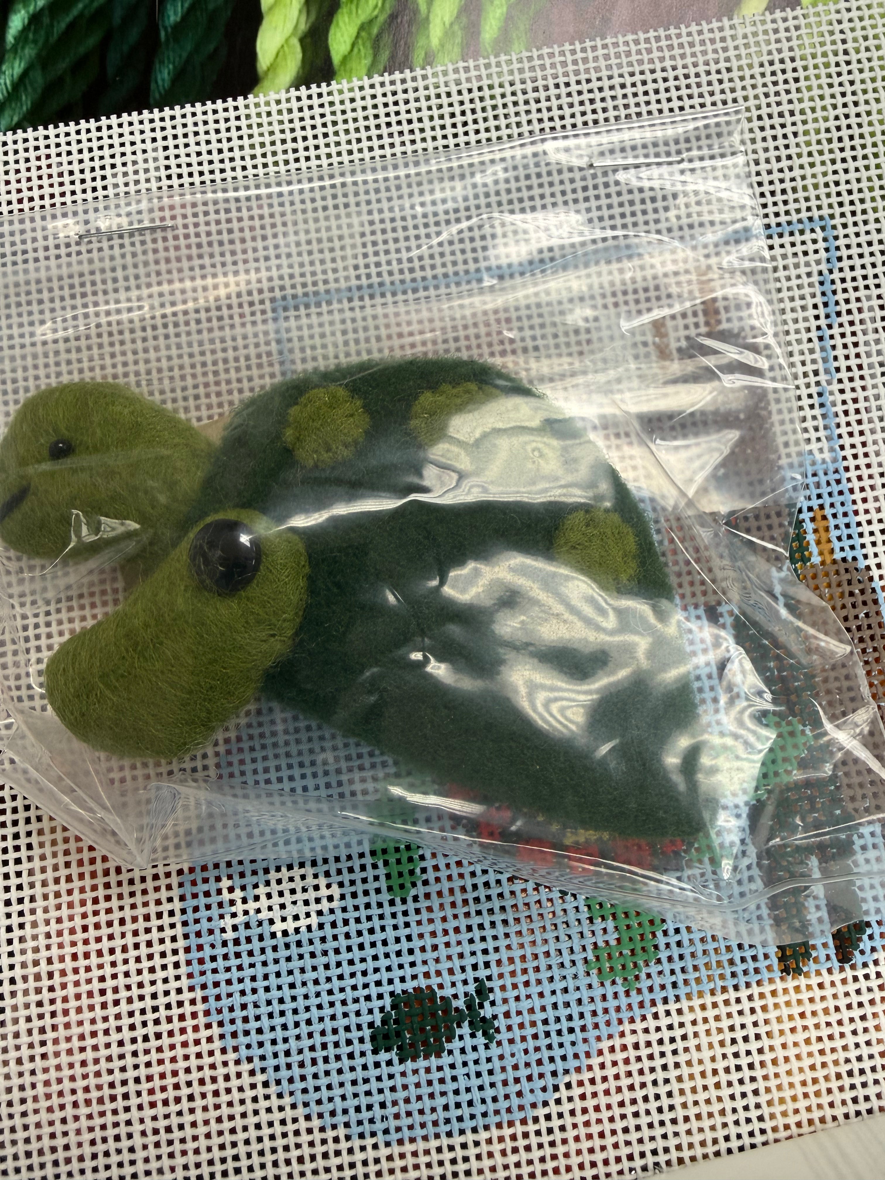 CM355 Turtle in Pond w/ Turtle