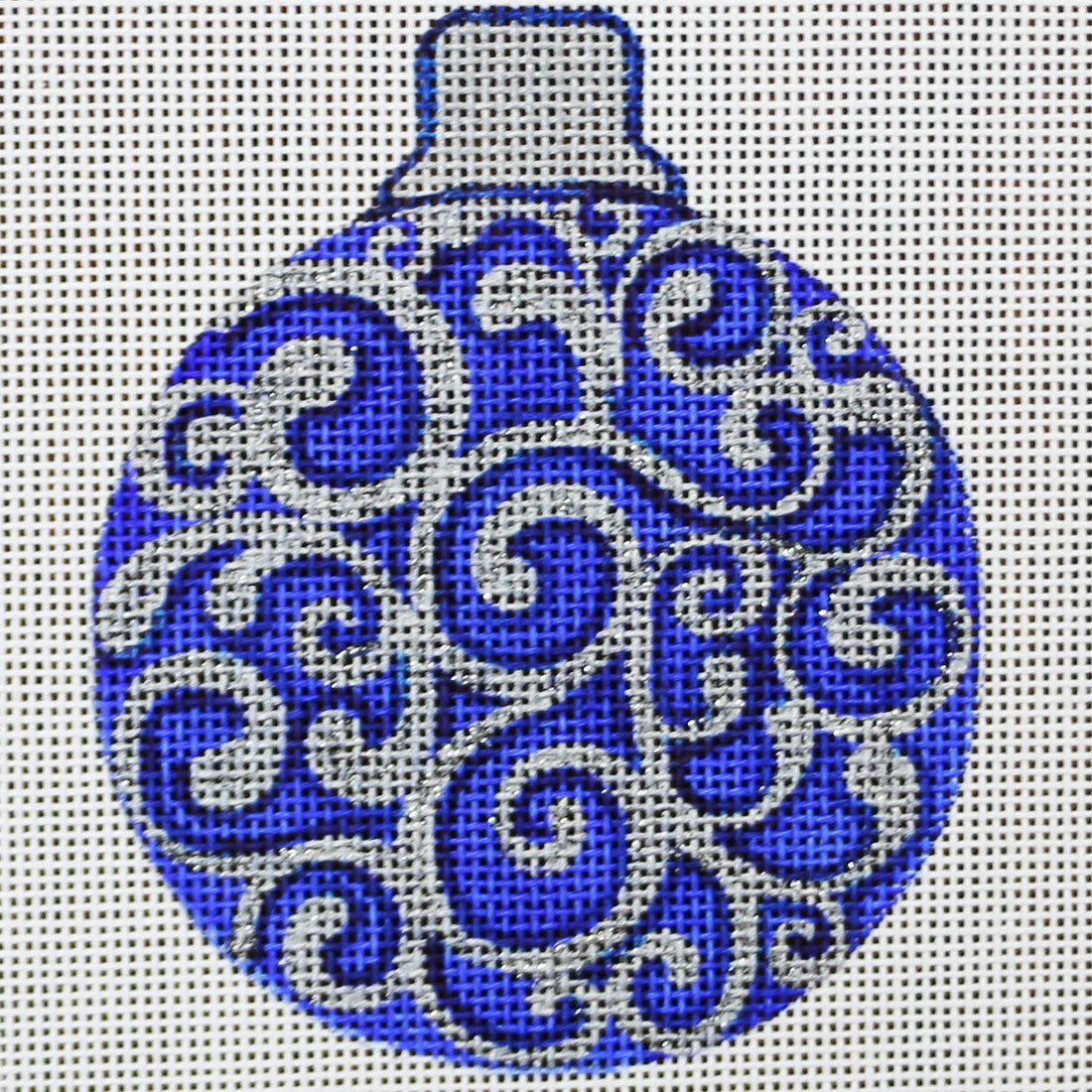 R674 Blue/Silver Round Ornament