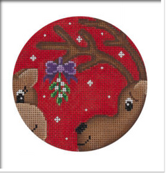RN09 Mistletoe Reindeer