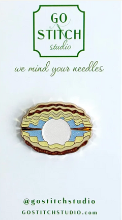 GGS-NM-B13 Scallop Pearl Needleminder