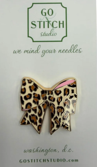GGS-NM-B05 Leopard Bow Needleminder