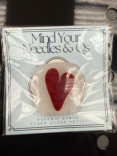 Needle minder- Heart  Mind Your Needles & Q's- Red